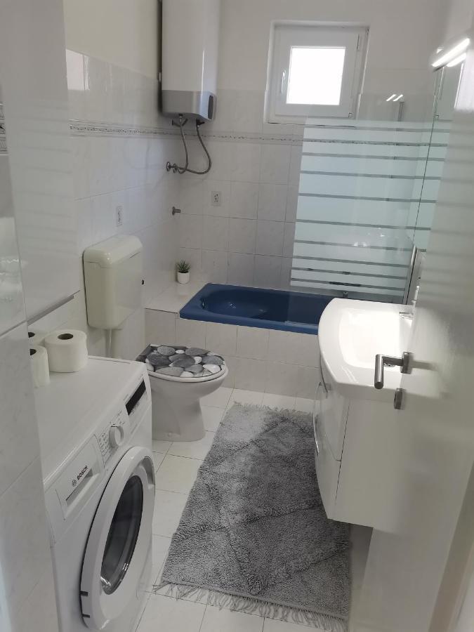 Apartmani Darko Ртина Экстерьер фото